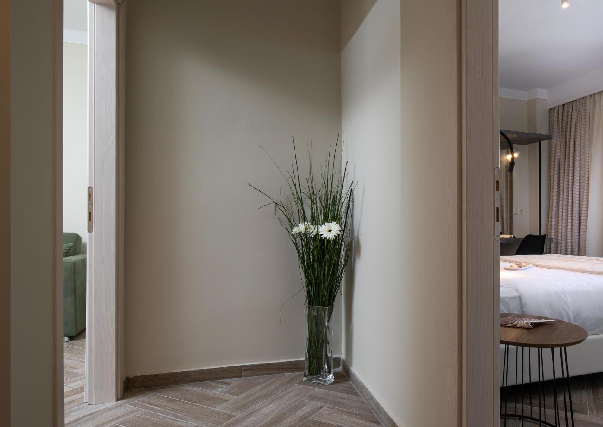Olenia Luxury Apartments 4 Неос-Мармарас Екстер'єр фото