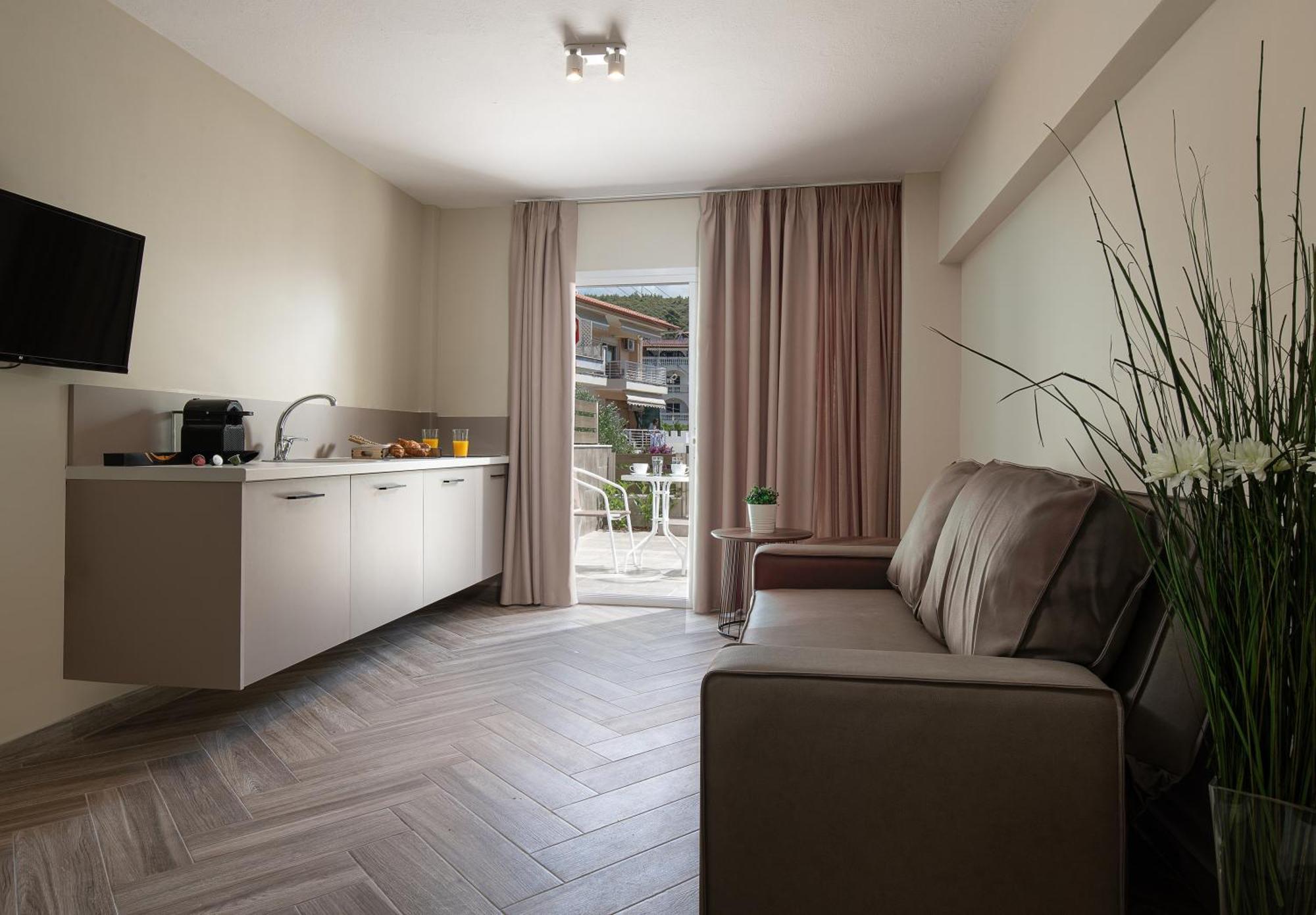 Olenia Luxury Apartments 4 Неос-Мармарас Екстер'єр фото